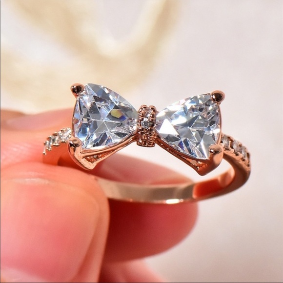 NWT 5 Star ⭐️ Rated Rose Gold Bow Ring - Picture 3 of 8
